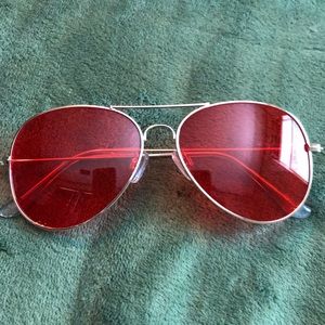 Red lens Aviators 🕶